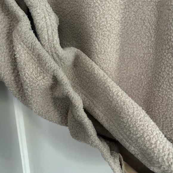 Everlane Renew Fleece Half-Zip Pullover - Oatmeal - Picture 3 of 8